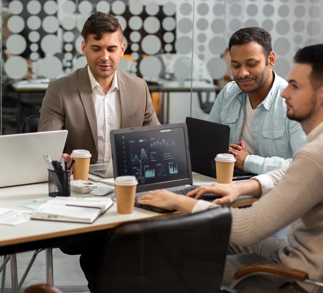 Techco - About Image